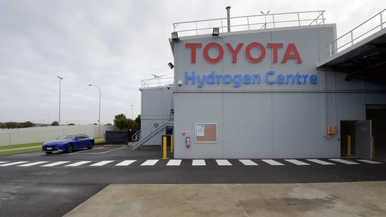 Signage atop Toyota Motor Corp.'s Hydrogen Center in Altona, Victoria, Australia.(Bloomberg) Signage atop Toyota Motor Corp.'s Hydrogen Center in Altona, Victoria, Australia.(Bloomberg)