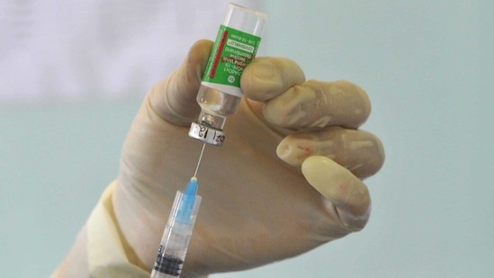 The Union government had last week announced that everyone above the age of 45 will be eligible for a coronavirus vaccine from April 1.(HT Photo) The Union government had last week announced that everyone above the age of 45 will be eligible for a coronavirus vaccine from April 1.(HT Photo)