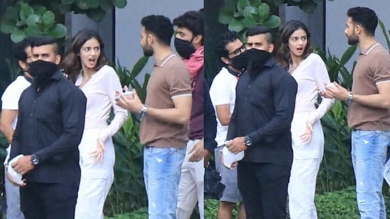 Ananya Panday and Siddhant Chaturvedi spotted on the sets of Shakun Batra's next.(Varinder Chawla)