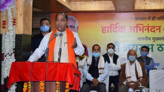Chief minister Jai Ram Thakur campaigning for the Solan municipal corporation elections on Sunday. (HT Photo)