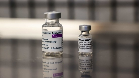 The Pfizer vaccine is already authorised in the US for people aged 16 and above.(Bloomberg)