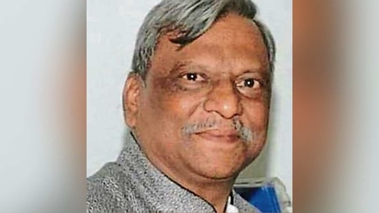 Sharankumar Limbale has authored 40 books of novel, poetry, stories and criticism. Sharankumar Limbale has authored 40 books of novel, poetry, stories and criticism.