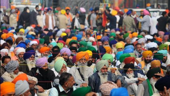 Members of the Samyukta Kisan Morcha, comprising 32 farm unions, have been protesting at Singhu and Tikri borders of the national capital of Delhi since September-end last year. (HT file photo)