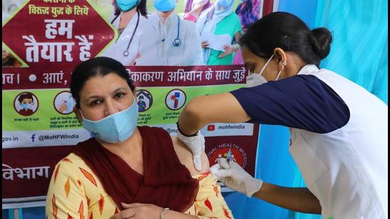 Vax drive for 45+ sees good response in Chandigarh tricity Vax drive for 45+ sees good response in Chandigarh tricity