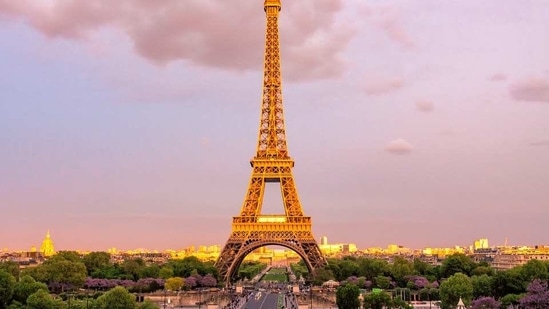 France to close schools, ban domestic travel as virus surges(Pexels) France to close schools, ban domestic travel as virus surges(Pexels)