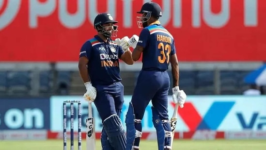 Rishabh Pant (L) and Hardik Pandya during their partnership. (BCCI)