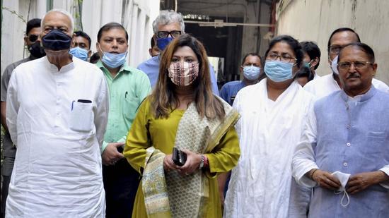 TMC leader Yashwant Sinha, Nayna Bandyopadhyay, West Bengal Minister for Panchayat Raj and Rural Development and party candidate from Ballygunge constituency Subrata Mukherjee and others at a meeting with state Chief Electoral Officer Arif Aftab during the ongoing West Bengal assembly polls in Kolkata on Friday. (PTI PHOTO.) TMC leader Yashwant Sinha, Nayna Bandyopadhyay, West Bengal Minister for Panchayat Raj and Rural Development and party candidate from Ballygunge constituency Subrata Mukherjee and others at a meeting with state Chief Electoral Officer Arif Aftab during the ongoing West Bengal assembly polls in Kolkata on Friday. (PTI PHOTO.)
