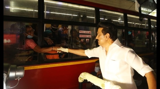 Stalin interacts with people in a bus. (Photo: DMK) Stalin interacts with people in a bus. (Photo: DMK)