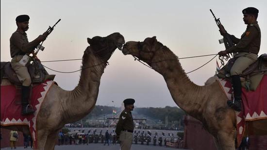 New Delhi, India - January 24, 2020: Border Security Force (BSF) personnel are seen mounted on camels during rehearsals for the Beating Retreat ceremony ahead of the Republic Day parade, at Raisina Hills, in New Delhi, India, on Friday, January 24, 2020. (Photo by Sanjeev Verma/ Hindustan Times) (Sanjeev Verma/HT PHOTO) New Delhi, India - January 24, 2020: Border Security Force (BSF) personnel are seen mounted on camels during rehearsals for the Beating Retreat ceremony ahead of the Republic Day parade, at Raisina Hills, in New Delhi, India, on Friday, January 24, 2020. (Photo by Sanjeev Verma/ Hindustan Times) (Sanjeev Verma/HT PHOTO)