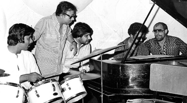 At Film Centre: (L-R) Franco Vaz, RD Burman, Sunil Kaushik, Louiz Banks, and Bob Christo. (Euphony) At Film Centre: (L-R) Franco Vaz, RD Burman, Sunil Kaushik, Louiz Banks, and Bob Christo. (Euphony)