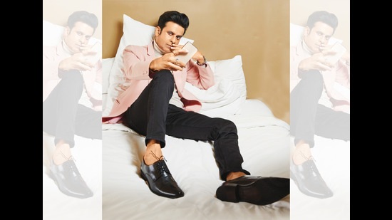 Manoj Bajpayee strikes a pose in bed (Meetesh Taneja) Manoj Bajpayee strikes a pose in bed (Meetesh Taneja)
