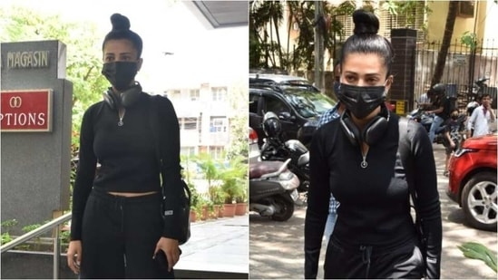 Shruti Haasan was recently spotted outside a clinic in Santa Cruz, Mumbai and the actor opted to wear an all-black look for her day out.(Varinder Chawla) Shruti Haasan was recently spotted outside a clinic in Santa Cruz, Mumbai and the actor opted to wear an all-black look for her day out.(Varinder Chawla)