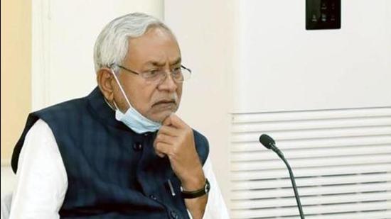 Bihar CM Nitish Kumar asks crisis management group to mull keeping schools  closed | Hindustan Times