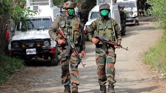 An encounter broke out in Jammu and Kashmir's Shopian district on Saturday.(ANI)