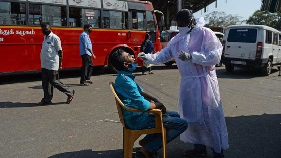 The government also tested 82,791 Covid-19 samples in the past 24 hours and the state has so far tested 19,932,179 samples till date.(AFP) The government also tested 82,791 Covid-19 samples in the past 24 hours and the state has so far tested 19,932,179 samples till date.(AFP)