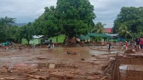 Floods, landslides, kill dozens in Indonesia and East Timor | World News -  Hindustan Times