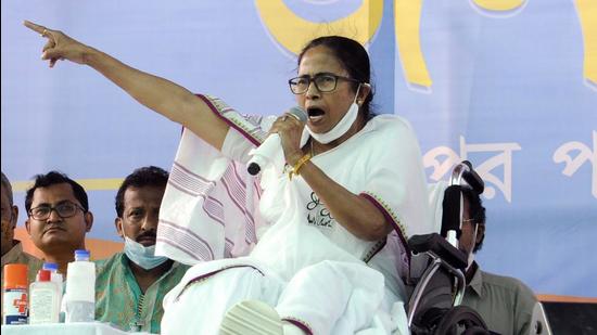 West Bengal CM and TMC supremo Mamata Banerjee addresses an election campaign rally. (PTI) West Bengal CM and TMC supremo Mamata Banerjee addresses an election campaign rally. (PTI)