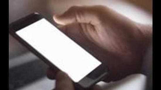 Smart Phone, Mobile Phone, Human Hand, Telephone, Using Phone (Getty Images/iStockphoto) Smart Phone, Mobile Phone, Human Hand, Telephone, Using Phone (Getty Images/iStockphoto)