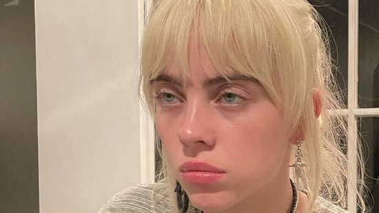 Billie Eilish: New hair colour breaks Instagram record - BBC Newsround