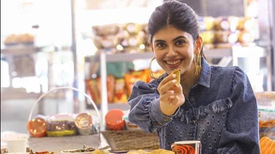 Actor Sanjana Sanghi took HT City to her favourite hangout spots in Delhi, with all Covid precautions in place. (PHOTO: Raajeshh Kashyap/ HT)