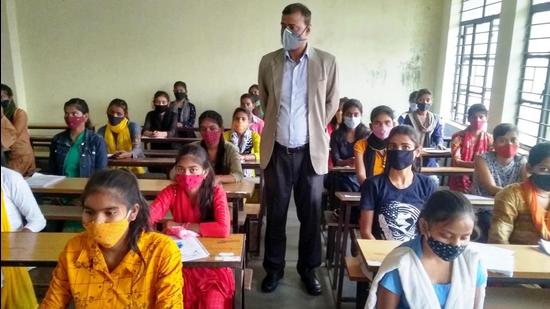 Bihar schools, like schools in rest of the country were closed for almost a year due to coronavirus pandemic and reopened in January this year. HT photo