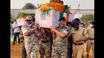 Security forces officers carry the body of a colleague, who was killed in an attack by Maoist fighters, during a wreath laying ceremony, Bijapur, Chhattisgarh, April 5, 2021 (REUTERS) Security forces officers carry the body of a colleague, who was killed in an attack by Maoist fighters, during a wreath laying ceremony, Bijapur, Chhattisgarh, April 5, 2021 (REUTERS)