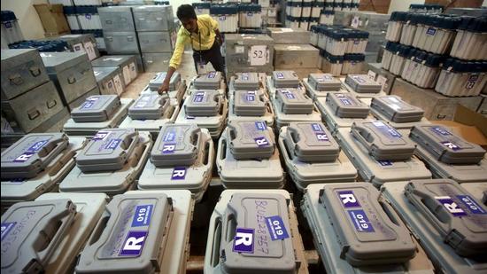 In Tamil Nadu, Covid 19 patients and those in isolation has been given an extra hour to vote after the general public. (ANI Photo)