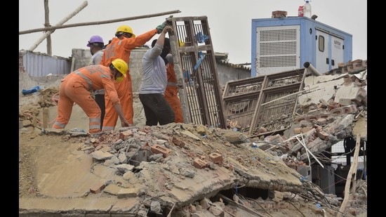 Four labourers had died after the roof of a factory collapsed during work at Baba Mukand Singh Nagar in Ludhiana on Monday. (Gurpreet Singh)