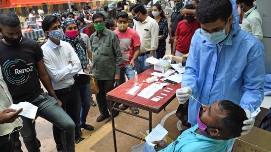 Gujarat on Monday recorded over 3,000 fresh cases of coronavirus.(File Photo) Gujarat on Monday recorded over 3,000 fresh cases of coronavirus.(File Photo)