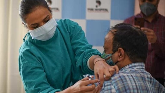 The numbers, experts say, highlight the need to focus sharply on getting the disease under control by expanding the vaccination drive in urban areas, especially large cities. (Sanchit Khanna/HT Photo) The numbers, experts say, highlight the need to focus sharply on getting the disease under control by expanding the vaccination drive in urban areas, especially large cities. (Sanchit Khanna/HT Photo)
