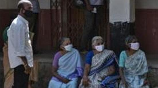 On Wednesday, Kerala reported 3,502 new Covid-19 cases with a test positivity rate of 5.78 per cent. (AP PHOTO.) On Wednesday, Kerala reported 3,502 new Covid-19 cases with a test positivity rate of 5.78 per cent. (AP PHOTO.)