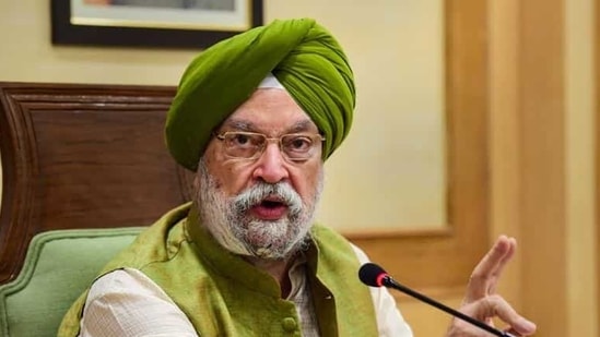 Puri tweeted, “In this era where completion of projects on time is the new norm, I was delighted that the Road Overbridge at Narela for which foundation stone was laid on 29 Dec 2017, was inaugurated today.”(File photo) Puri tweeted, “In this era where completion of projects on time is the new norm, I was delighted that the Road Overbridge at Narela for which foundation stone was laid on 29 Dec 2017, was inaugurated today.”(File photo)
