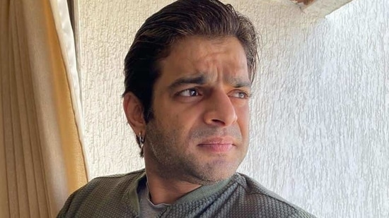 Karan Patel is upset that common people cannot work even as politicians and many others continue with their life as usual.