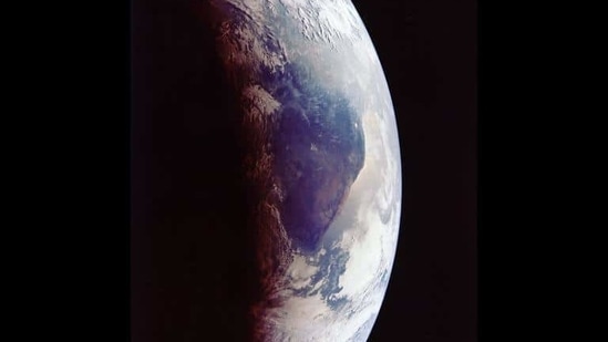 SAI is like placing tiny reflective particles in the atmosphere to bounce a portion of the solar radiation back to space so that some of the radiation does not reach -- and warm -- Earth. SAI is like placing tiny reflective particles in the atmosphere to bounce a portion of the solar radiation back to space so that some of the radiation does not reach -- and warm -- Earth.