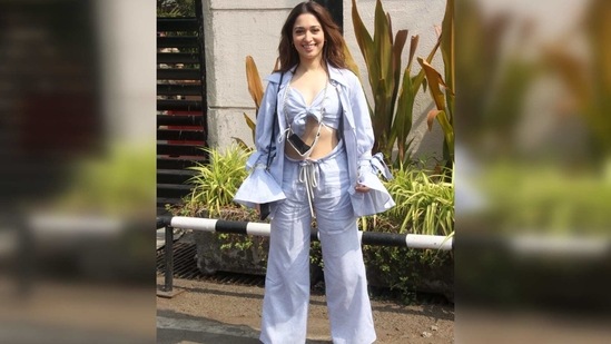 To style her look, the stunner went with a Louis Vuitton bag, transparent PVC heels and a chain face mask. (Varinder Chawla) To style her look, the stunner went with a Louis Vuitton bag, transparent PVC heels and a chain face mask. (Varinder Chawla)