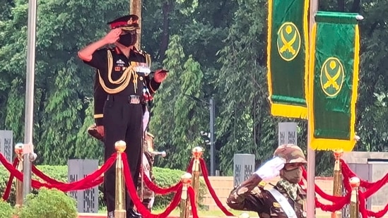 Army Chief General MM Naravane inspects a guard of honour at Shikha Anirban in Dhaka.(PTI)