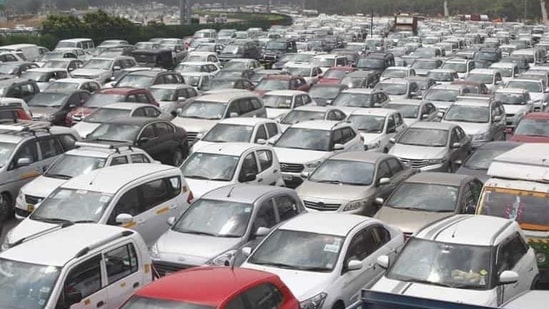 Sales were also boosted by the long waiting period on popular products because of a demand-supply mismatch.(Yogendra Kumar/HT Photo) Sales were also boosted by the long waiting period on popular products because of a demand-supply mismatch.(Yogendra Kumar/HT Photo)