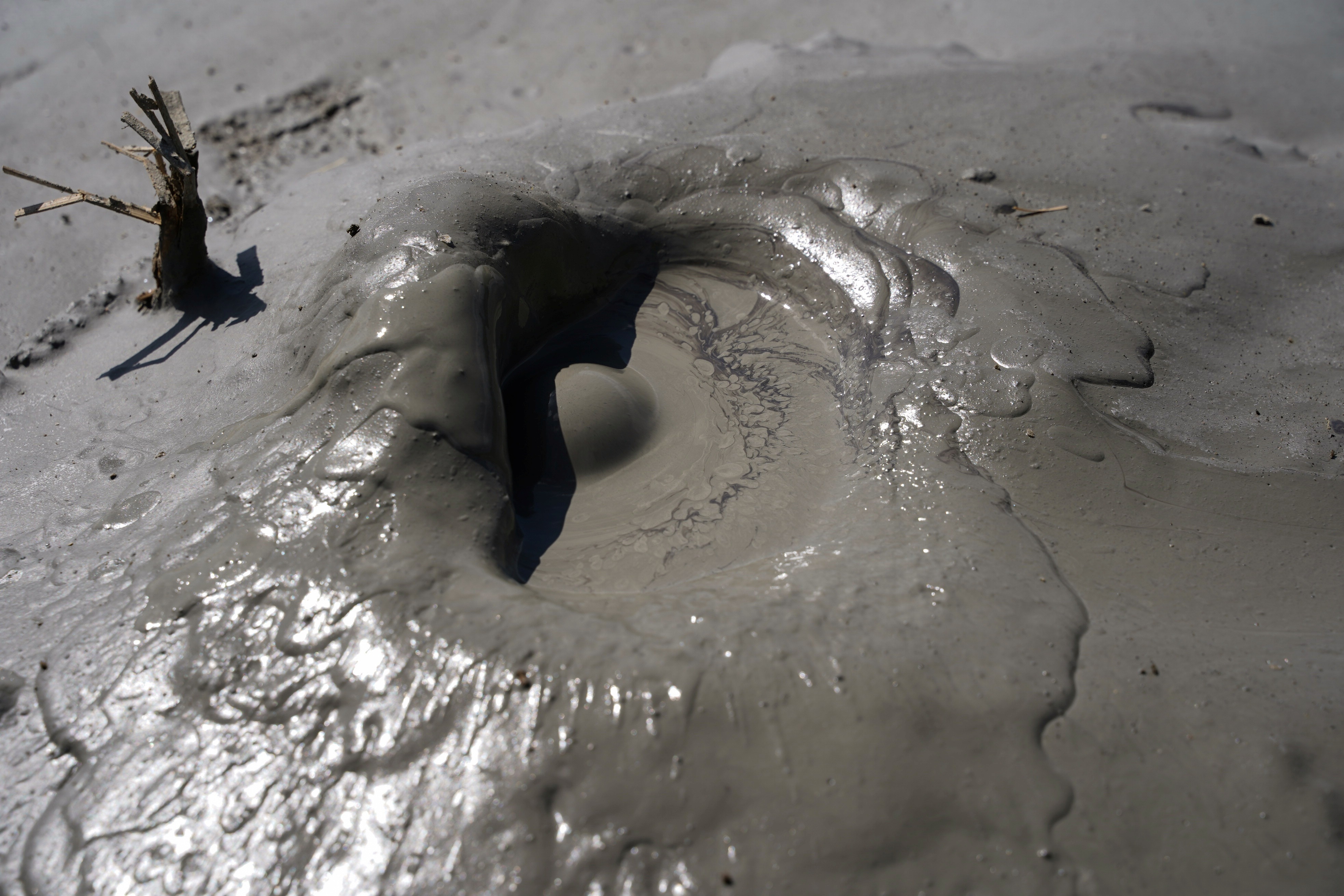As Etna Erupts And Lights Up The Sky Mud Pools To Indicate Its Next Move World News Hindustan Times As Etna Erupts And Lights Up The Sky Mud Pools To Indicate Its Next Move World News Hindustan Times