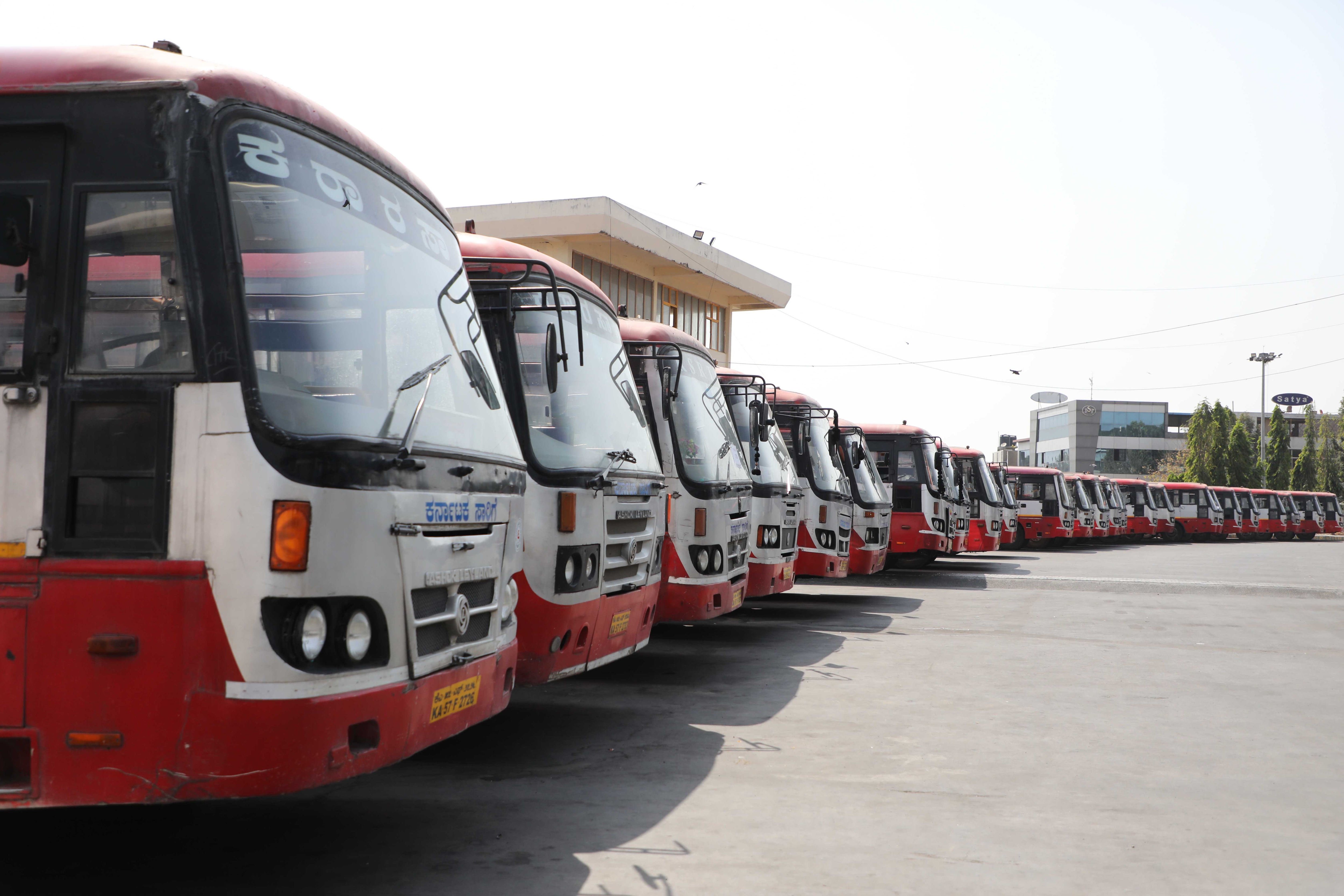 As part of the tour package, the bus will take passengers to six temples and a beach. (HT Photo)