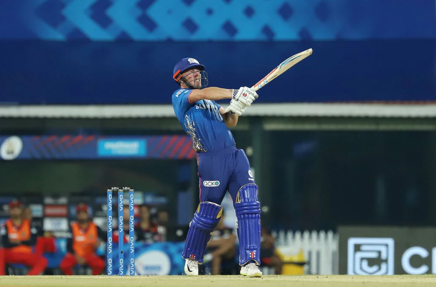 Chris Lynn smashed 49 runs.