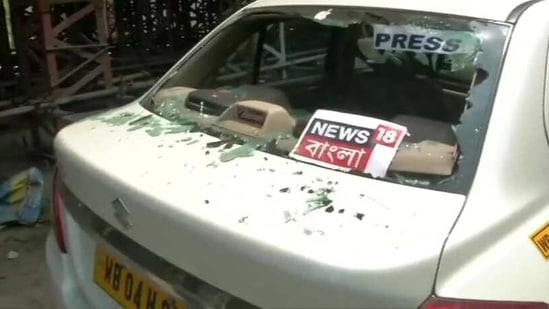 West Bengal chief minister Mamata Banerjee appealed for calm after reports of violence emerged from a polling station in in Sitalkuchi. "I would ask everyone to remain calm and cast their vote peacefully. Avenge the deaths by defeating them," Banerjee said at a public meeting. (Twitter.com/ANI) West Bengal chief minister Mamata Banerjee appealed for calm after reports of violence emerged from a polling station in in Sitalkuchi. "I would ask everyone to remain calm and cast their vote peacefully. Avenge the deaths by defeating them," Banerjee said at a public meeting. (Twitter.com/ANI)