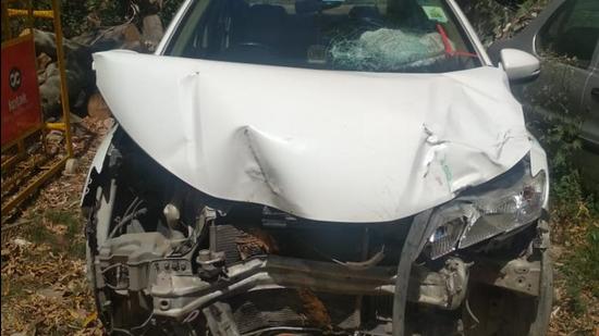 The Honda City car with a learner’s sticker on the windshield. It was being driven by Prithavi, 18, of Phase 1, Mohali. (HT Photo)