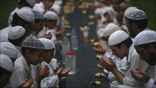 Ramadan 2021 Islamic Traditions Obligatory Fasting Rules For Muslims In Ramzan Hindustan Times