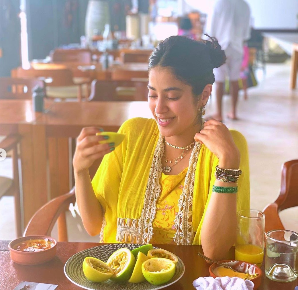 Janvhi Kapoor enjoyed a great few days of vacation at the Maldives recently. Janvhi Kapoor enjoyed a great few days of vacation at the Maldives recently.
