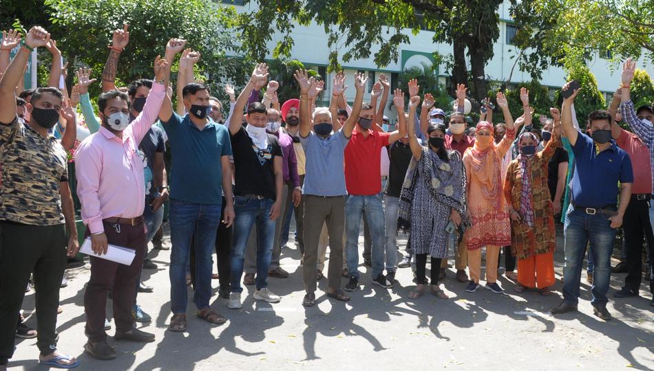 Faculties of MoE's TEQIP project demand regularisation of services