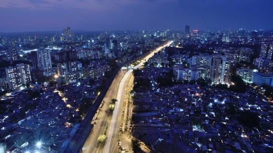 A deserted view of Western Express Highway near Kandivali during the weekend lockdown in Mumbai on April 10. According to the state health department, Maharashtra requires 16 million vaccine doses per month and 40 lakh every week to vaccinate residents.(Satish Bate / HT Photo)