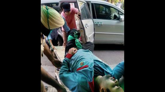 The victim, Sandeep Kumar, was shot in the left leg, He is recuperating at the ESIC Hospital. (HT Photo) The victim, Sandeep Kumar, was shot in the left leg, He is recuperating at the ESIC Hospital. (HT Photo)