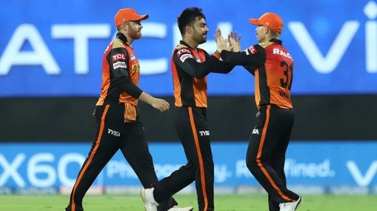KKR lost quick wickets. (IPL)