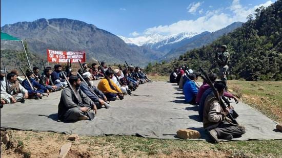 Army imparts weapons training to VDC members Army imparts weapons training to VDC members