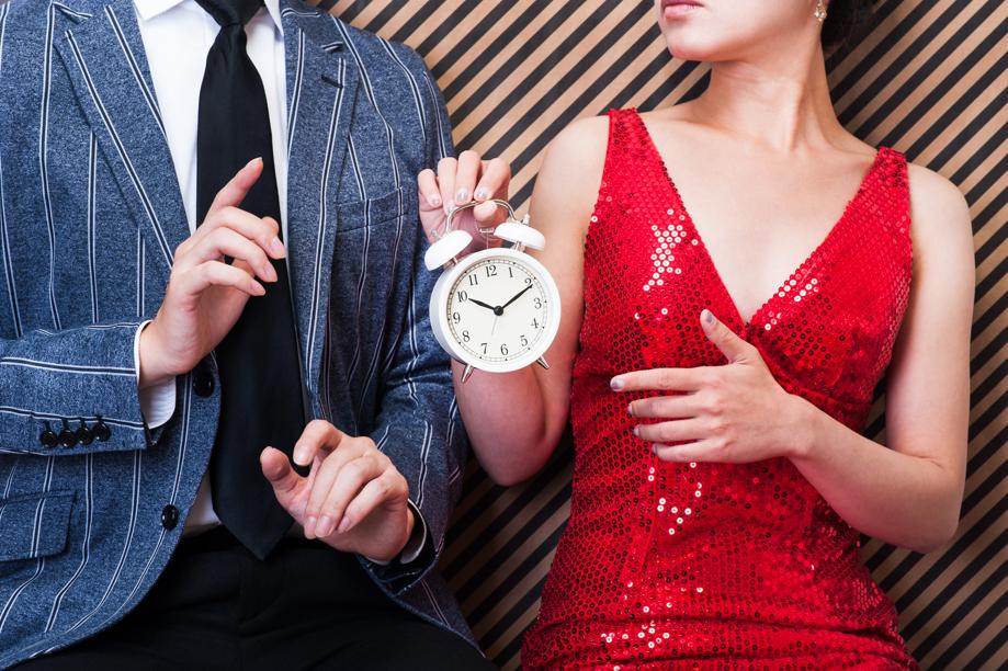 Planning to go on a date in Delhi post work? Check if you can return before 10pm, if living in NCR. (Photo: Shutterstock (For representational purposes only)) Planning to go on a date in Delhi post work? Check if you can return before 10pm, if living in NCR. (Photo: Shutterstock (For representational purposes only))